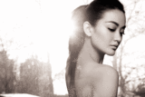 幻灯图：朱杰黑白写真 “晚秋”也有“狠”气质 