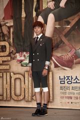 高清组图：珉豪Sulli出席《花样少年少女》发布会