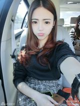 组图：微博女神美艳私照靠PS 网友幻灭大呼坑爹