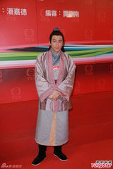 组图：吴卓羲望演内地剧吸金 岑丽香爱古装