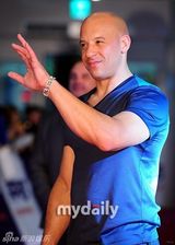 组图：《速度与激情6》韩国首尔举行首映红毯