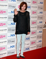 高清图：韩星张根硕韩孝珠等出席活动 休闲装扮亮相