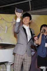 组图：林俊杰盼红馆开唱 薛凯琪撑房祖名不花心