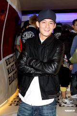 组图：陈冠希澄清被逼复出传闻 对娱乐圈还有兴趣