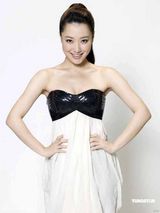 幻灯图集：白冰何润东二度“结缘” 广告写真显活力