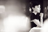 高清图：霍思燕黑白写真 气质优雅尽显赫本风范