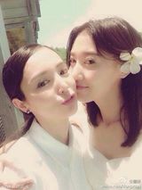 组图：众星云集佟丽娅婚礼 王宝强携娇妻出席