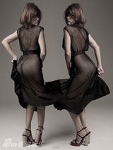 组图：英国美女凯莉-布鲁克写真大摆性感POSE