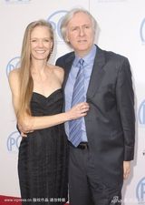 幻灯：制片人工会颁奖众星云集 《拆弹部队》获最佳