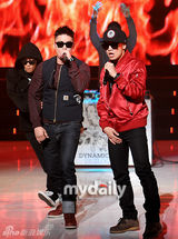 组图：韩星白智英Secret等出演《Music on Top》