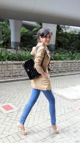 组图：张茆最新50张妩媚靓照 清纯白裙楚楚动人