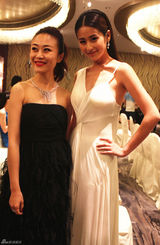 组图：《嘉人》盛典众星盛装出席拼礼服