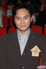 组图：张智霖否认购浅水湾豪宅