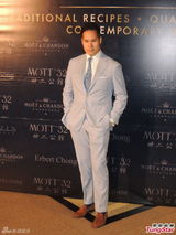 组图：陈加玲澄清陈秀雯是水肿 不愿再谈罗杰承