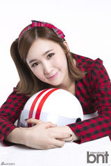 高清组图：蜡笔团Crayon Pop拍写真秀可爱少女风