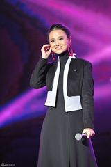 组图：好声音深圳巡演落幕 张玮吴莫愁分组对抗