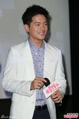 组图：宥胜李运庆感情好 女主角靠边站