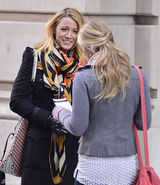 高清组图：布莱克-莱弗利现身《绯闻女孩》片场