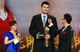 组图：刘德华冯小刚等助阵体育界劳伦斯典礼
