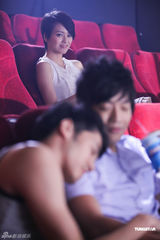 组图：梁咏琪《换约》MV亲自撰写旁白拍到落泪停机