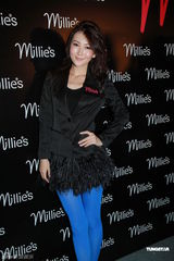 组图：林峰徐子珊出席活动 皆表态不会离开无线