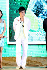 高清：吴克群遭遇赤脚女粉丝 汪涵杨乐乐夫妻档吸金