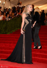 高清图：大都会朋克派对众星个性礼服狂野性感