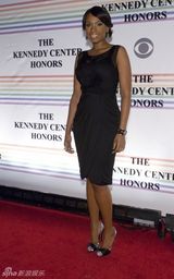 高清图：奥普拉和麦卡特尼等获奖 奥巴马亲自颁奖