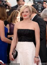 组图： 《广告狂人》伊丽莎白-莫斯亮相艾美