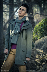 组图：翟天临潮范街拍大片 展优质暖男魅力