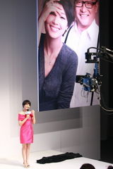 幻灯：高圆圆姚晨李小璐出席时尚活动 互相PK秀性感