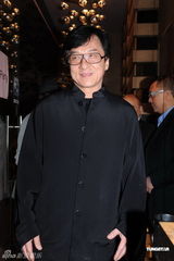 组图：曾志伟庆五十八岁生日 成龙等众好友出席