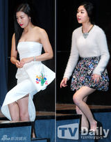 组图：河智苑宣传《奇皇后》抹胸裙红唇性感