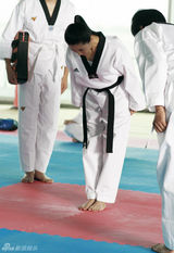 幻灯图集：苗圃《真心话大冒险》跆拳道剧照曝光