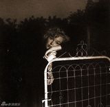 组图：知名摄影师安德烈-德迪耶纳作品