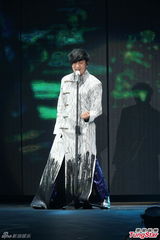 组图：林俊杰小巨蛋开唱 萧敬腾林志颖等助阵