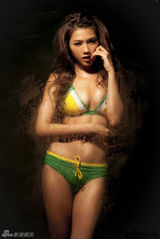 组图：周秀娜男人帮性感写真 泳装上阵活力十足