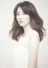 高清组图：韩组合屋顶月光时尚写真唯美浪漫