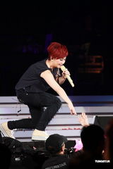 组图：梁静茹香港红馆个唱落幕 造型百变气氛热