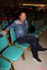 组图：廖启智不敢打老婆 赞任达华有男人味