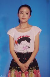 组图：李倩助阵公益活动 新戏热播中