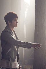 组图：M4M曝光MV最新花絮照 显清新帅气