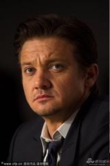 组图：《移民》记者会 歌迪亚杰瑞米等现身