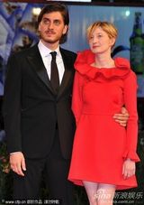 高清组图：《质数的孤独》首映 蒂尔达-斯文顿助阵