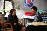 组图：《谁来伺候妈》李崇霄彭玉母子情深