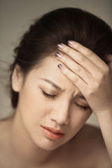 组图：程砚秋表情写真 蛾眉轻蹙惹人怜爱