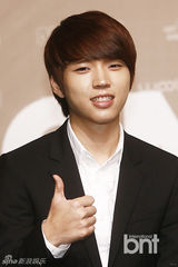 组图：INFINITE将举行世界巡演 召开记者招待会