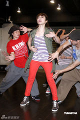 幻灯图：罗志祥周末小巨蛋开唱 邀萧亚轩任表演嘉宾