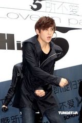 幻灯组图：HIT-5北京发布新碟 台湾归来见歌迷