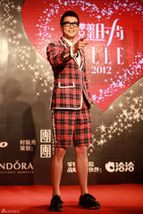 高清图：近百位明星闪耀上海华谊之夜红毯